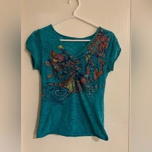 Y2K 2000’s blue cheetah print v-neck top
